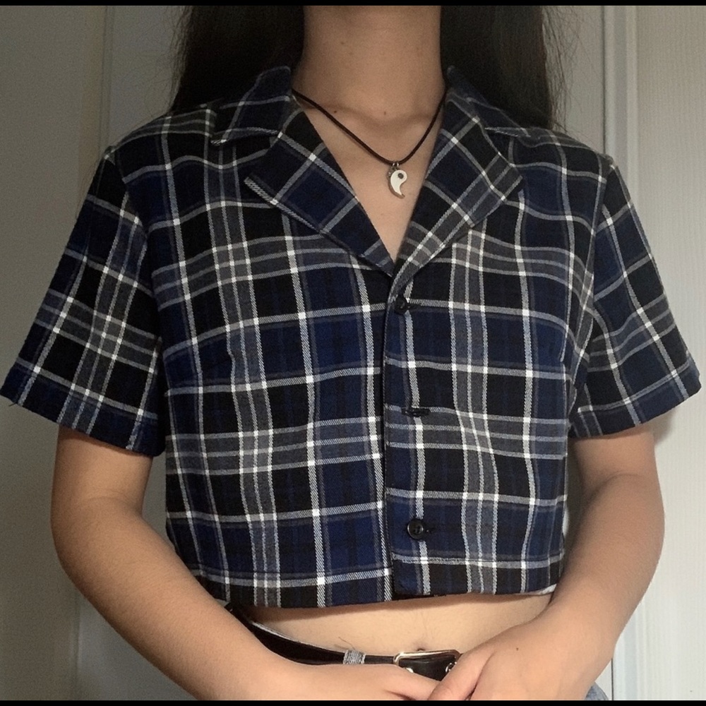vivian plaid collar button up top